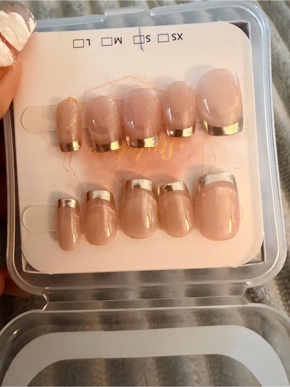 Press-On Nail Set - Assorted Nude & Pink Shades - Picture 2 of 8